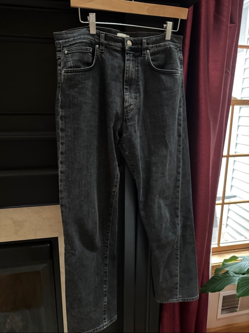 TOTEME  Washed Black Straight Jeans sz 29